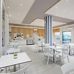 Club Zante Plaza Hotel 3*
