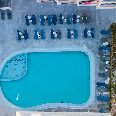 Club Zante Plaza 3* لاغاناس