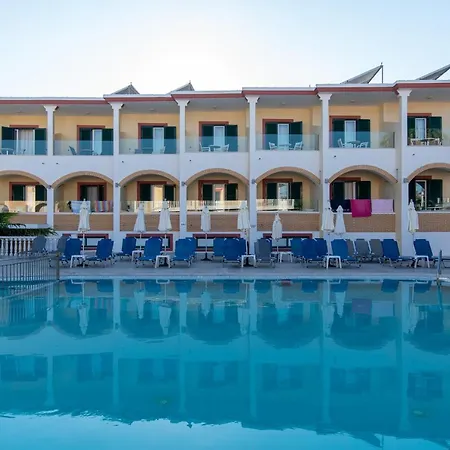 Club Zante Plaza Otel 3*