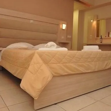 Отель Club Zante Plaza