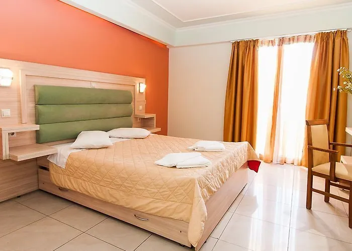 Club Zante Plaza 3* Laganas