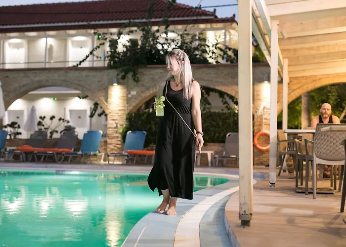 Club Zante Plaza Hotel 3*